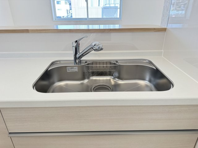 飯能市双柳・全4棟　新築一戸建　3号棟の設備|浄水器一体型水栓付シンク
