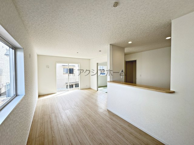 飯能市双柳・全4棟　新築一戸建　3号棟の居間・リビング