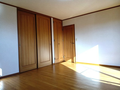 【洋室】 | 五軒家2丁目 戸建 | ★2F 洋室10帖