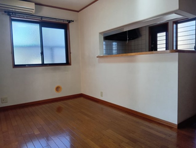 【ダイニング】 | 五軒家2丁目 戸建 | ★独立したダイニングとして利用可能