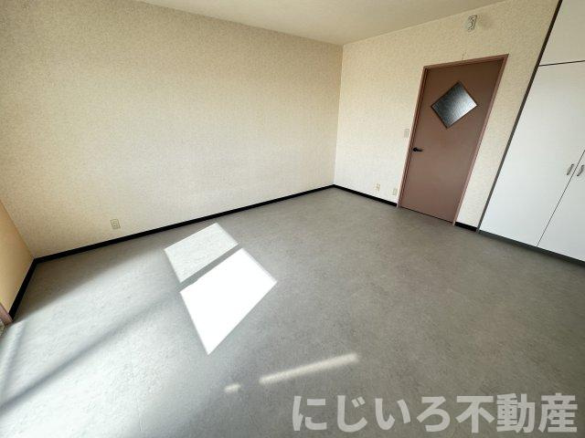 アーバンシャロームの居間・リビング