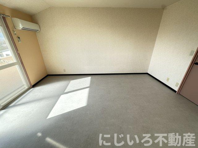 アーバンシャロームの居間・リビング
