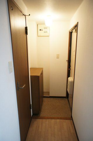 グリーンコーポの玄関