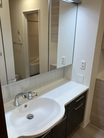 Casa Solareの独立洗面台
