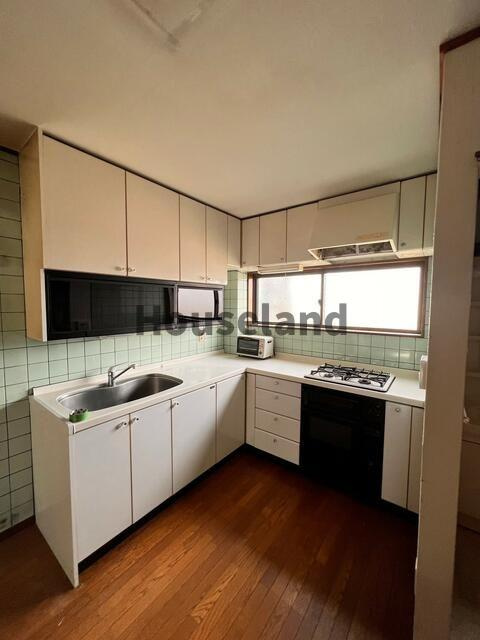 和歌山市杉ノ馬場のキッチン