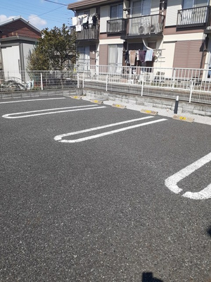【駐車場】 | ハイランドコート | 駐車場