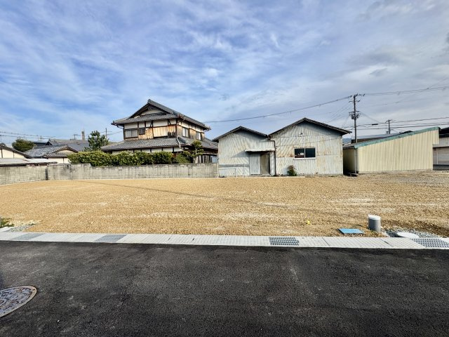 泉佐野市日根野　建築条件無し売土地　16号地