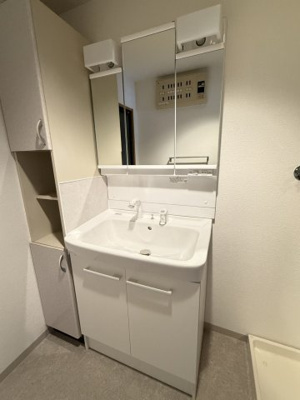 【独立洗面台】 | リベール厚生町