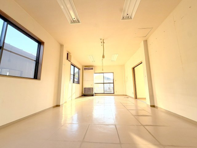 あきる野市小川　リフォーム住宅の居間・リビング|リフォーム前写真※室内のご見学可能です！