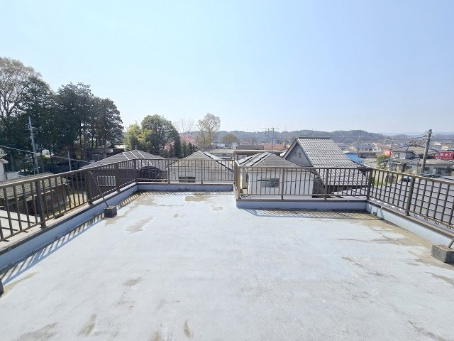 あきる野市小川　中古戸建のバルコニー|屋上バルコニー