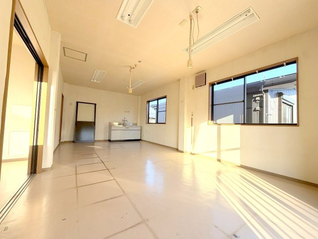 あきる野市小川　リフォーム住宅の居間・リビング|リフォーム前写真※室内のご見学可能です！