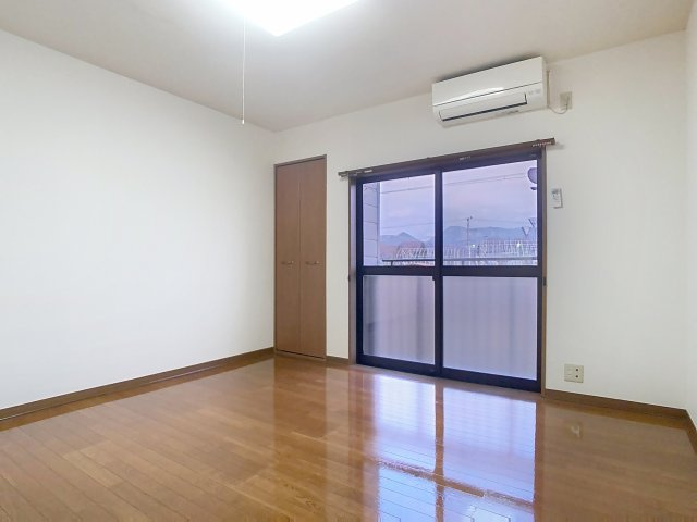 Angelic　Eの洋室