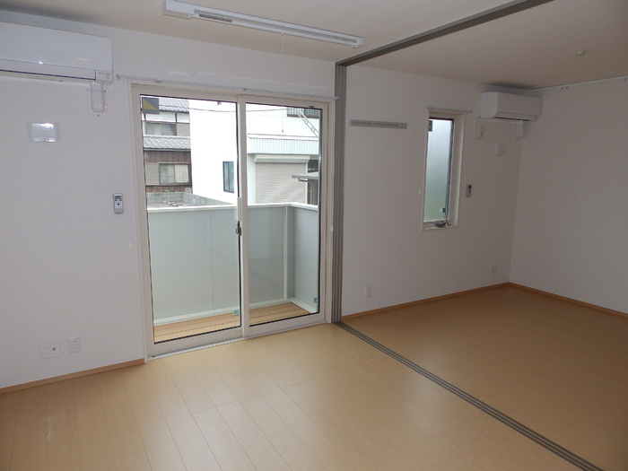 ＯＫ－Ｒｏｏｍ住崎の居間・リビング