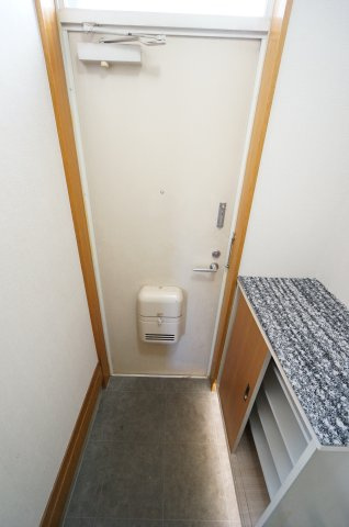 リバティマルマン Ⅲの玄関|当日の見学大歓迎！