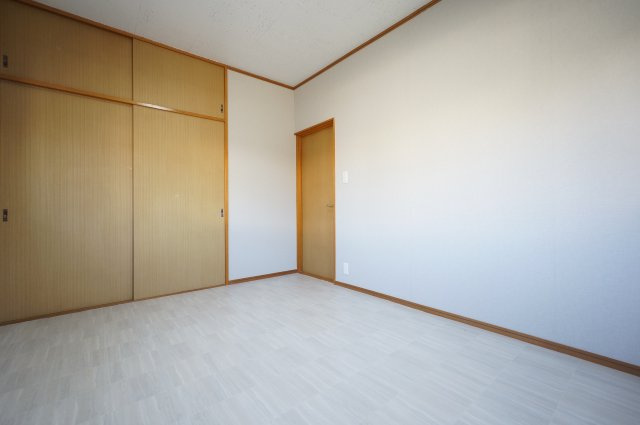 リバティマルマン Ⅲの寝室|諸条件、交渉などお任せ下さい！