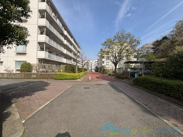 ベルフラワーズ大住台４号棟の周辺
