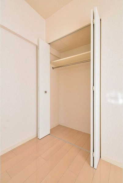 Gramercy Sakaeの収納