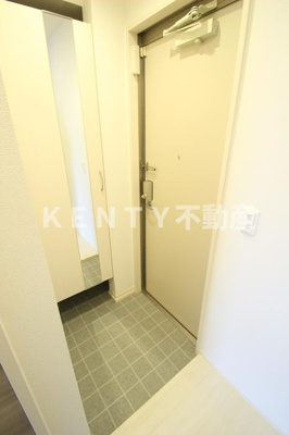 【玄関】 | ・ コンティニュエ | 玄関