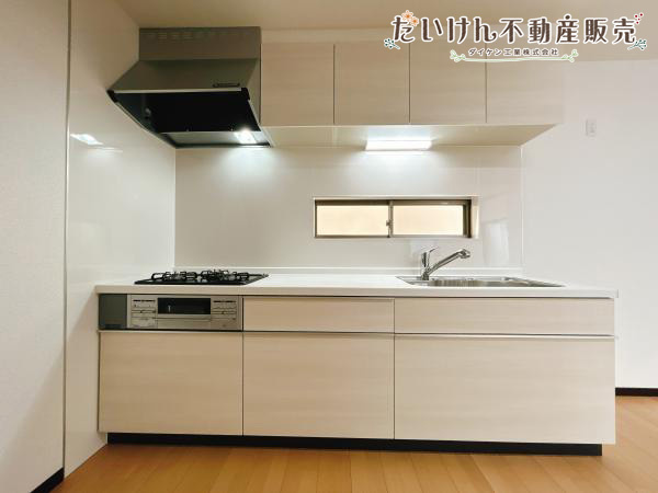 神戸市西区伊川谷町有瀬　中古戸建のキッチン