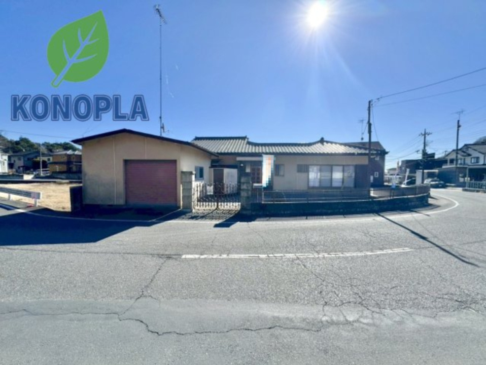 【中古戸建】足利市大沼田町の前面道路含む現地写真|■外観