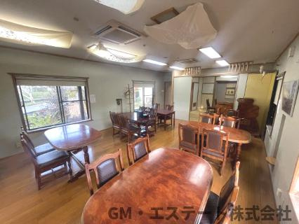 児湯郡高鍋町大字南高鍋　店舗の洋室