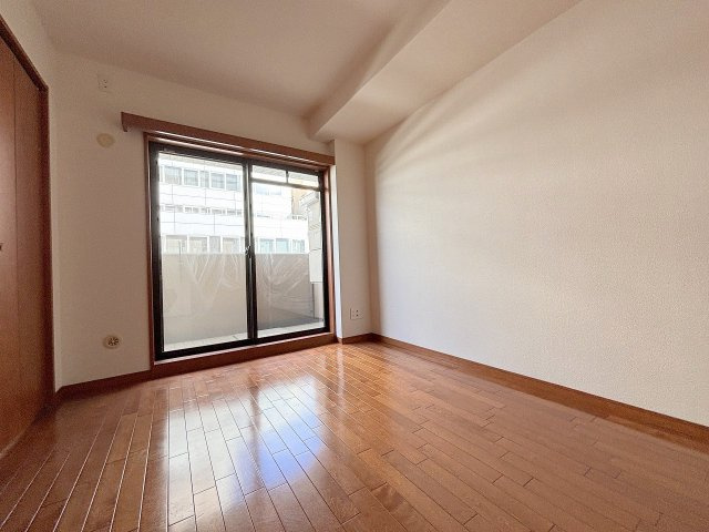 リーガル新大阪駅前の洋室