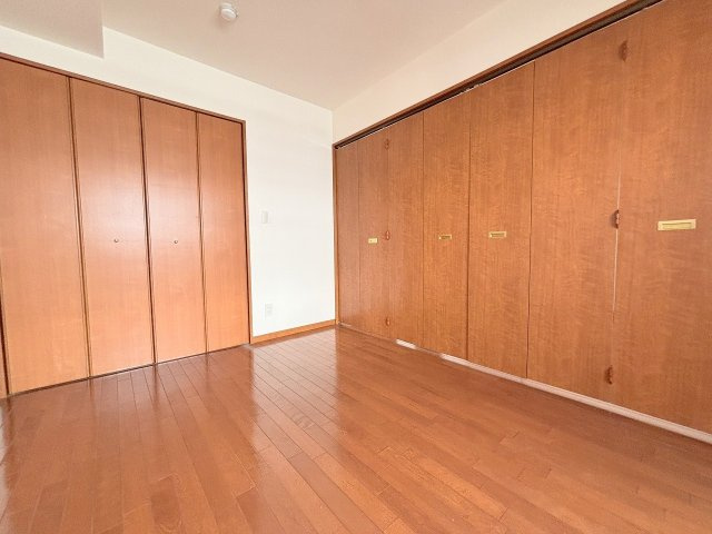 リーガル新大阪駅前の洋室