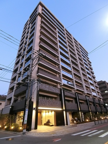 ライオンズ比治山本町