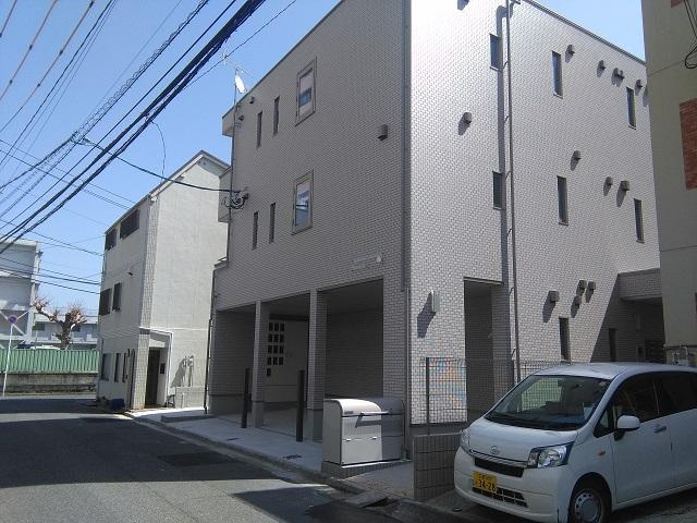 MAISON DE UNICO　(メゾンドユニコ)