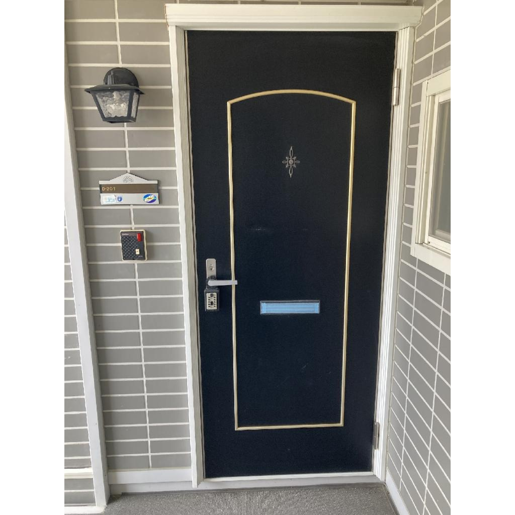 サンビレッジ祇園　Ｄの玄関|ゆったりとした玄関です