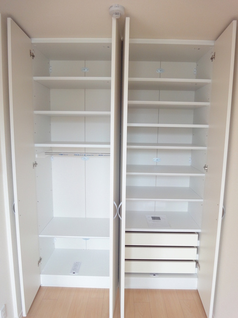 カリヨン西嶺の居間・リビング|オシャレなカウンターキッチン