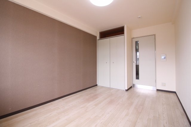 マンション望伊川谷の寝室