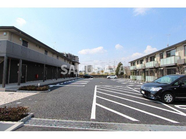 サンビレッジの駐車場