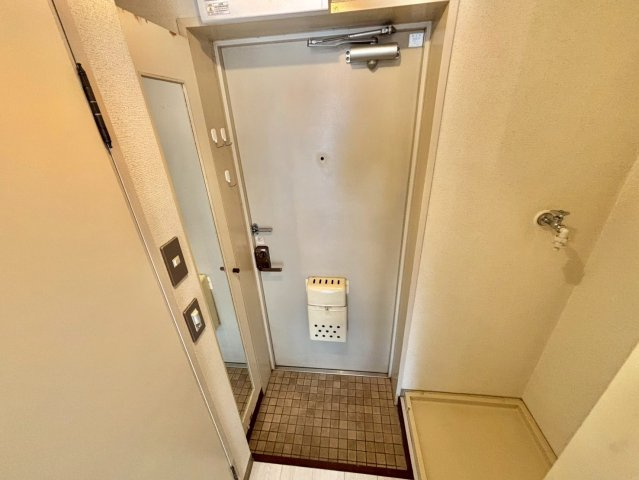 ジュネス伊伝居Ⅱの玄関