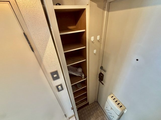 ジュネス伊伝居Ⅱの玄関