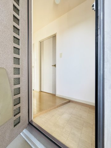 ラフォーレ原田Ｌの玄関|別号数タイプ