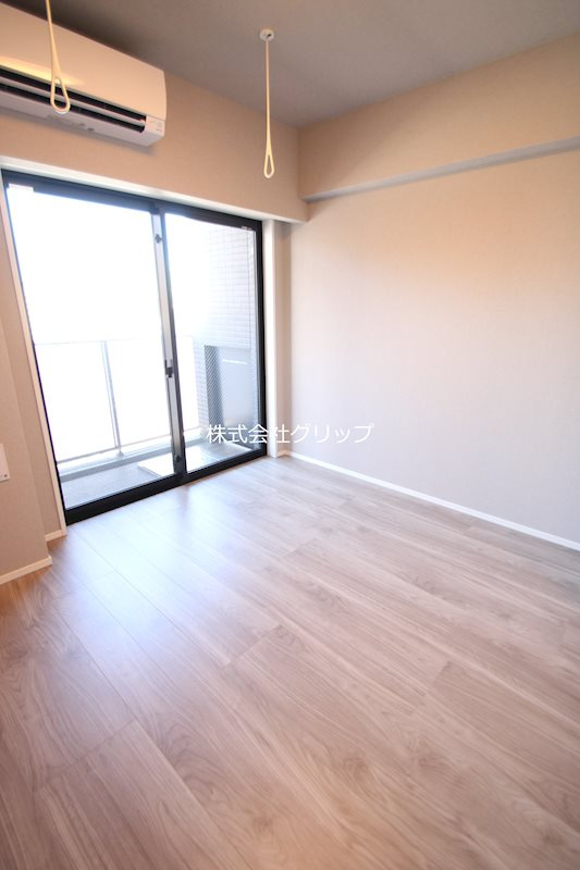 Le'a GRANDE横濱戸部の洋室