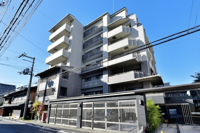 アバンエスパス烏丸御池の画像