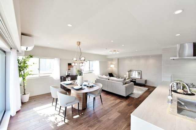 アバンエスパス烏丸御池の画像