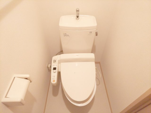 テラー・ウエスト新芦屋のトイレ