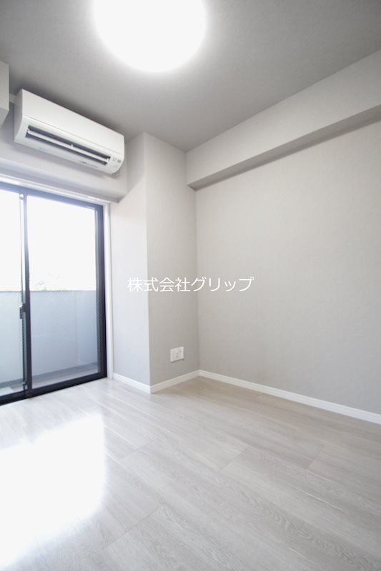 Le'a川崎西口壱番館の洋室