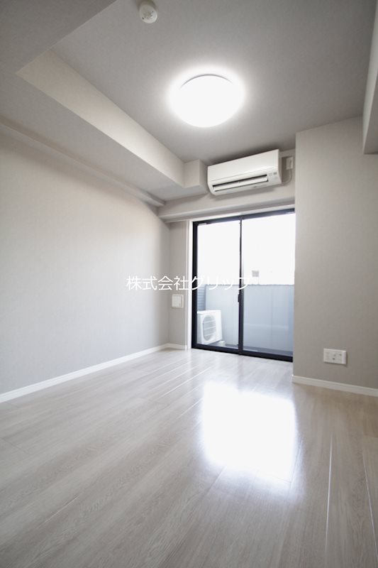 Le'a川崎西口壱番館の洋室