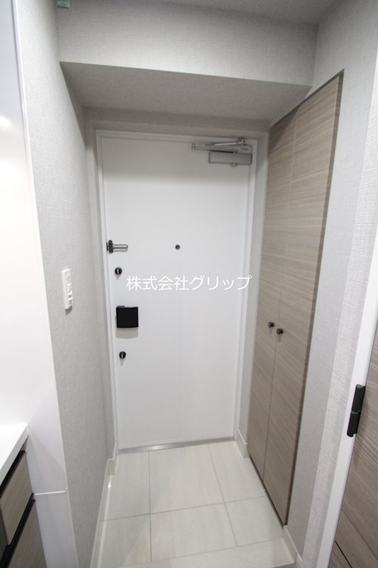 Le'a川崎西口壱番館の玄関