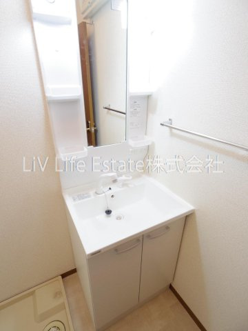 ローズコート美園の洗面所