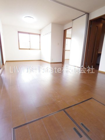 ローズコート美園