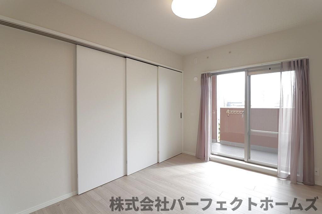 【居間・リビング】の画像