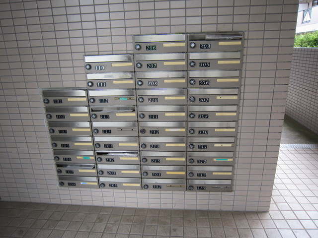 エクレールのその他共用部分|集合ポスト
他号室参照