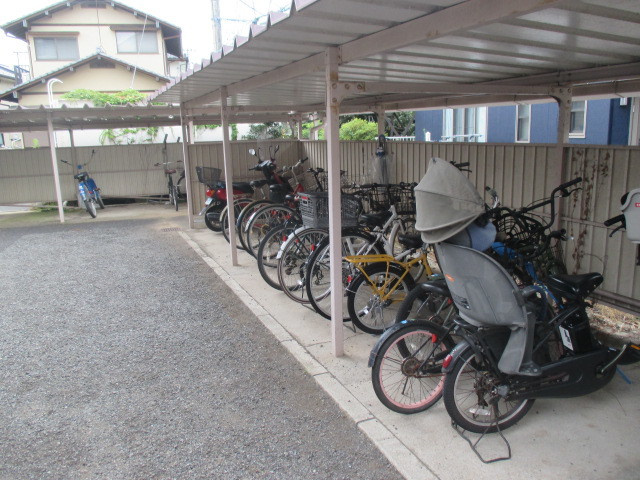 エクレールのその他共用部分|駐輪場
他号室参照