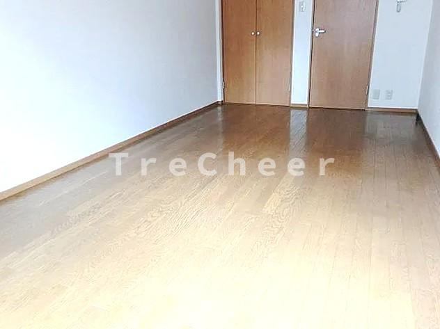 東栄王子ハイツの寝室