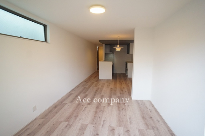 【居間・リビング】 | 東大阪市足代3丁目 | 【LDK：18.3帖】